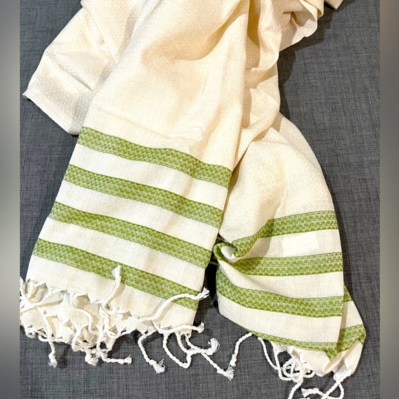 NWOT-Luxury Turkish Beach Towel - Picture 5 of 6